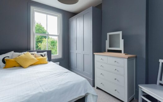 82 Henry Road (The Limes)