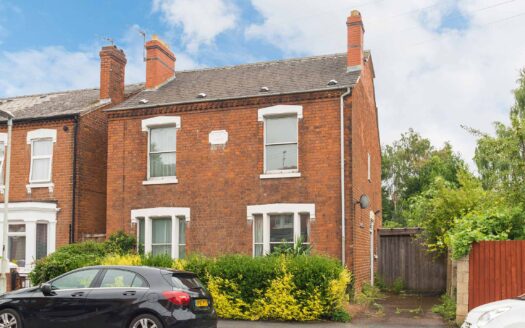 82 Henry Road (The Limes)